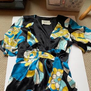 ALCE & TRIXIE short sleeve silk blouse